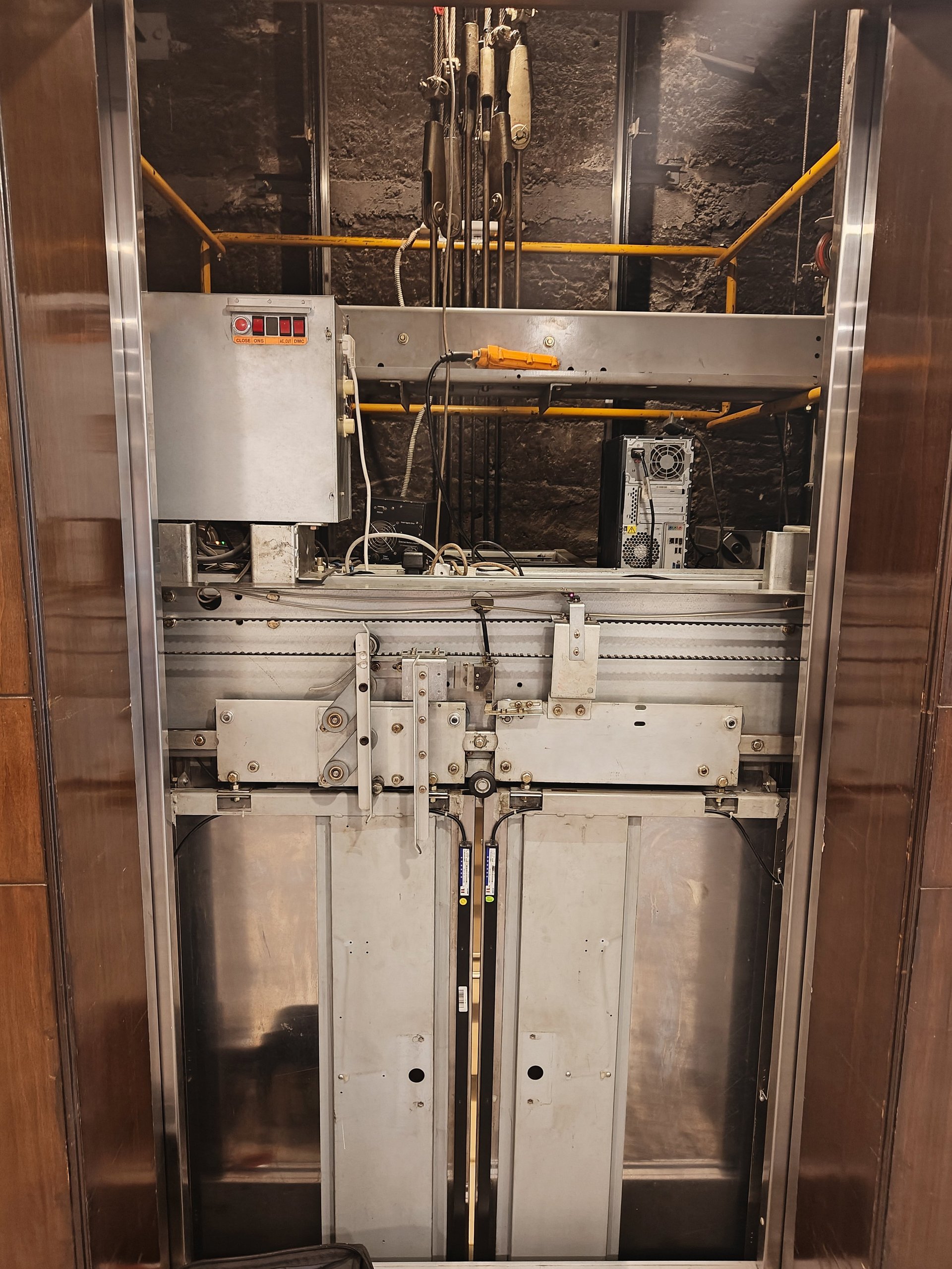 Elevator machinery